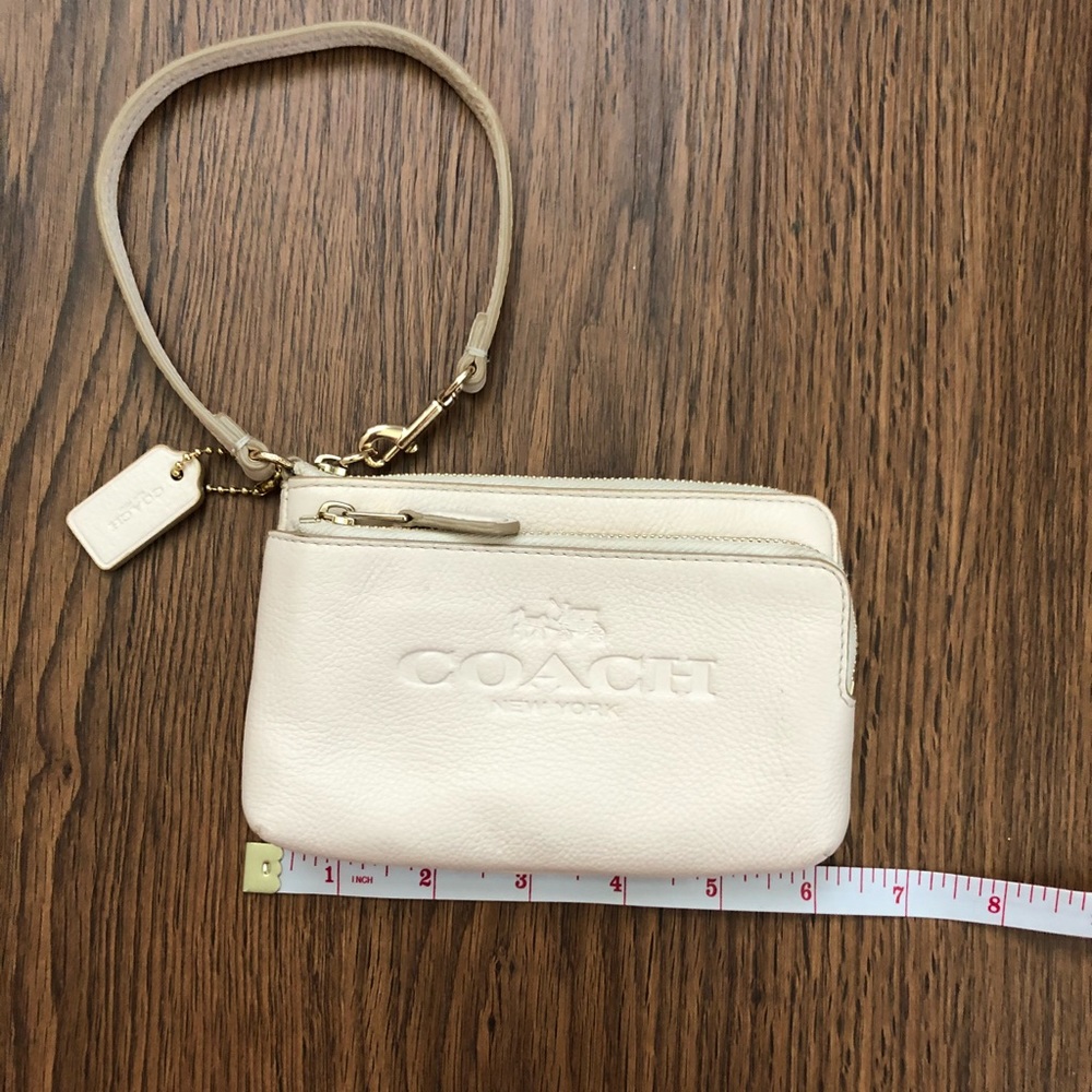 Coach wristlet wallet